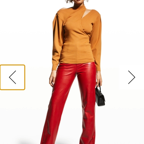 A.L.C.asymmetric sweater with a cutout. Asymmetrical neckline - Picture 3 of 4